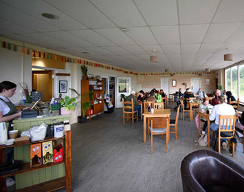 Talla Stafainn Staffin Community Hall contains a Cafe Hungy Gull serving food and drink
