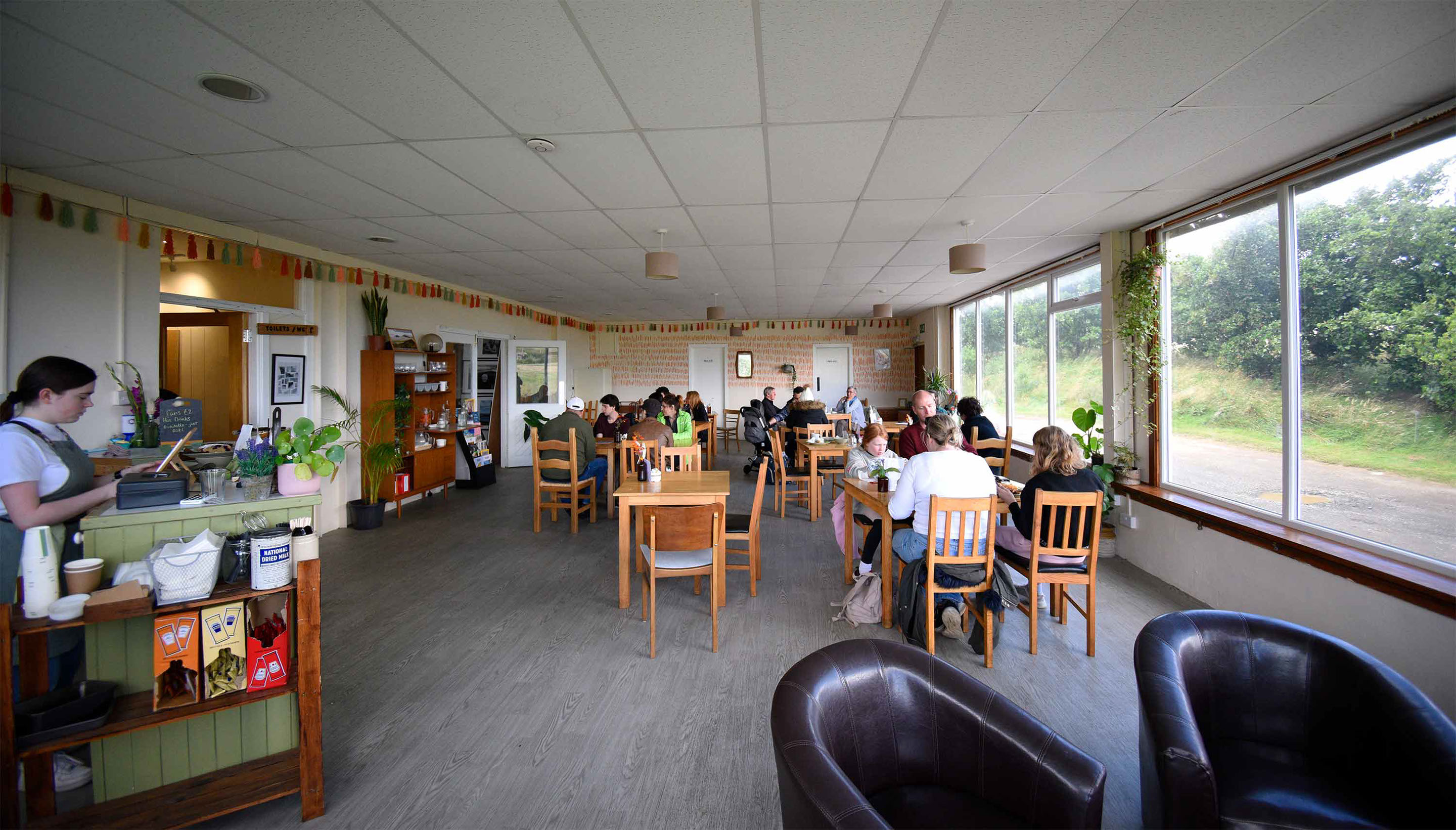The Hungry Gull Cafe is located in Staffin Community Hall serving food drink and coffee
