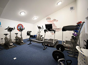 Talla Stafainn Staffin Comunity Hall contains a Gym and Fitness Suite